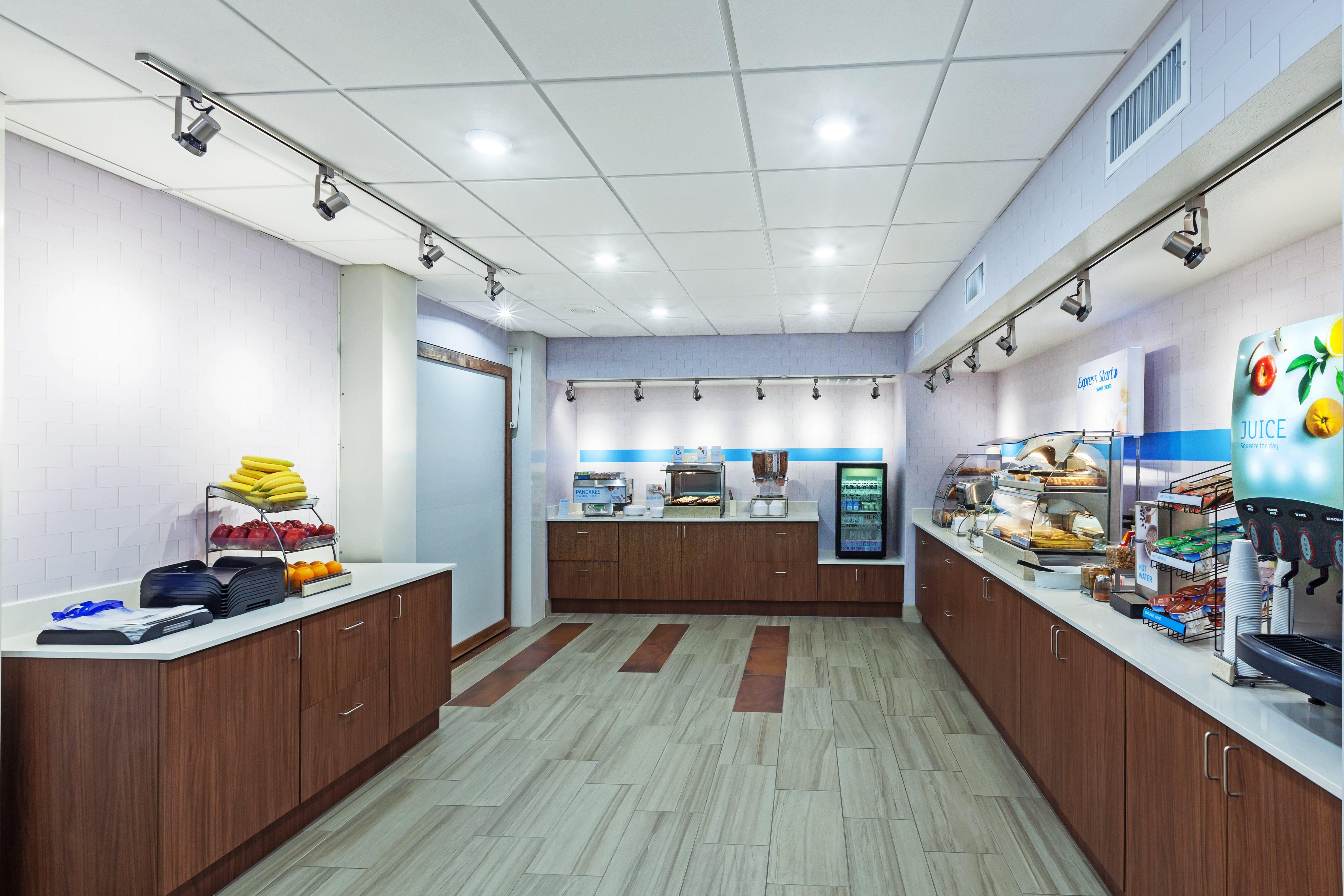 Holiday Inn Express Hotel & Suites Dallas Lewisville By Ihg Eksteriør billede