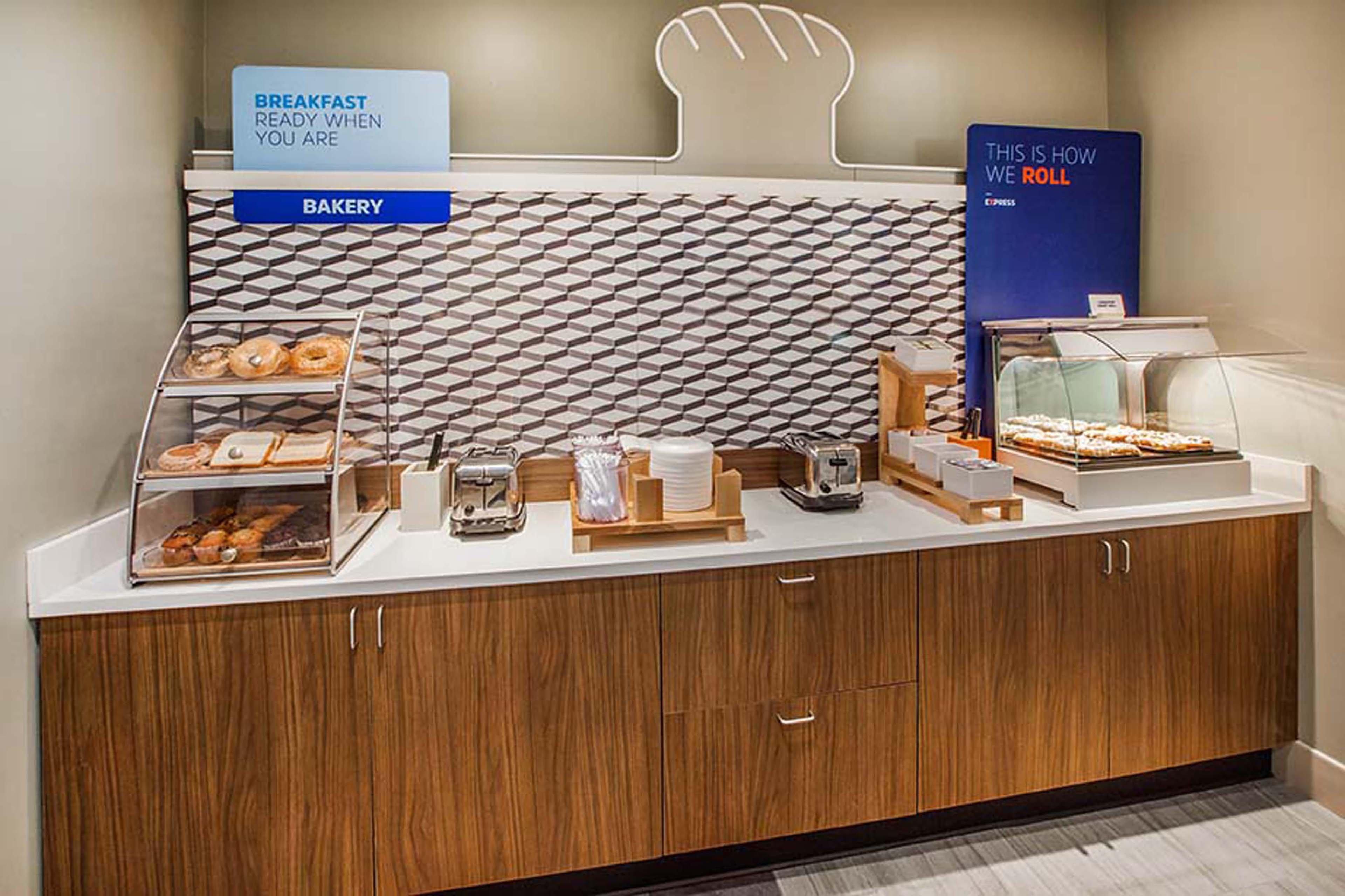 Holiday Inn Express Hotel & Suites Dallas Lewisville By Ihg Eksteriør billede