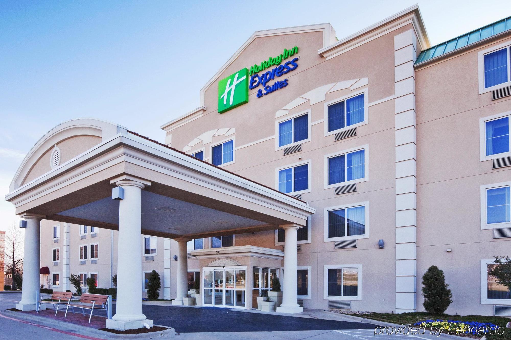 Holiday Inn Express Hotel & Suites Dallas Lewisville By Ihg Eksteriør billede