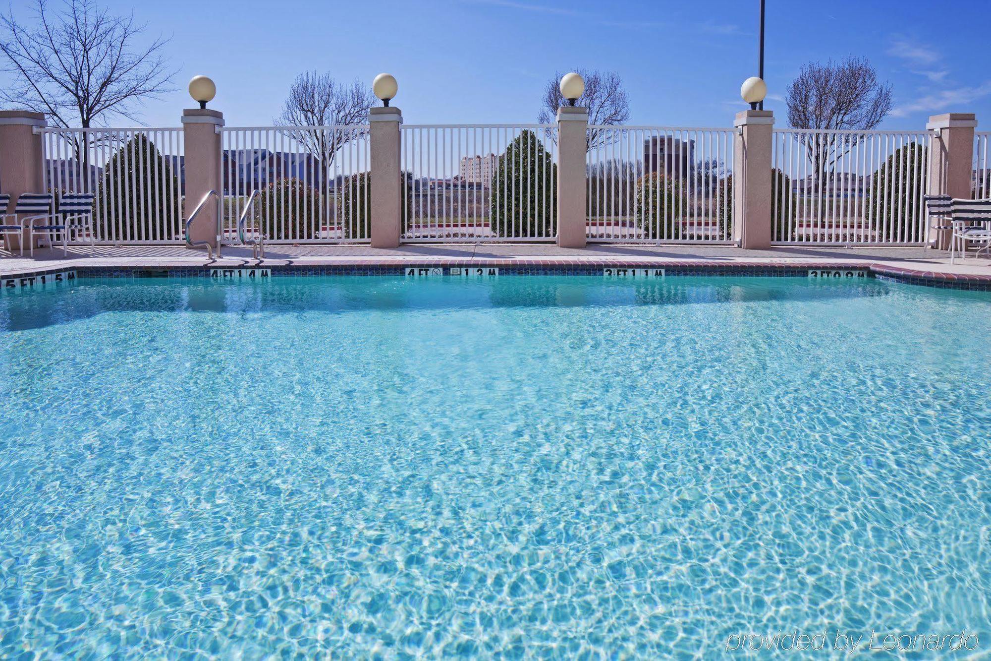 Holiday Inn Express Hotel & Suites Dallas Lewisville By Ihg Eksteriør billede